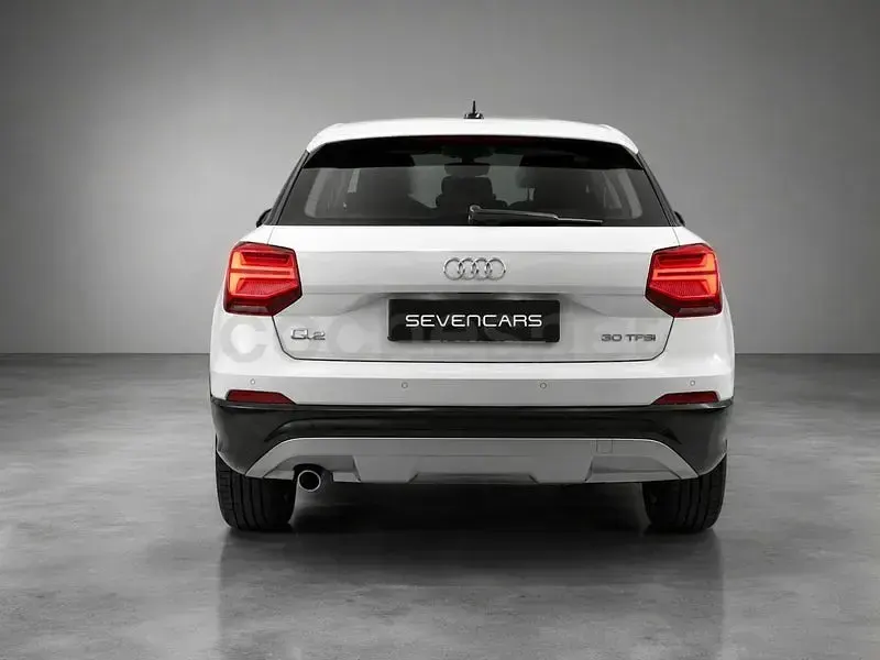 Usado Audi Q2 Design 116 CV (85 kW) 2018 Blanco SUV