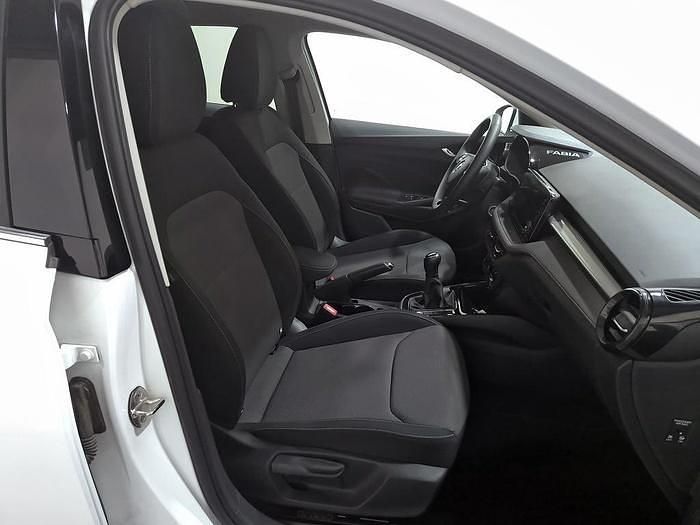 Usado Skoda Fabia Selection 80 CV (58 kW) 2024 Blanco