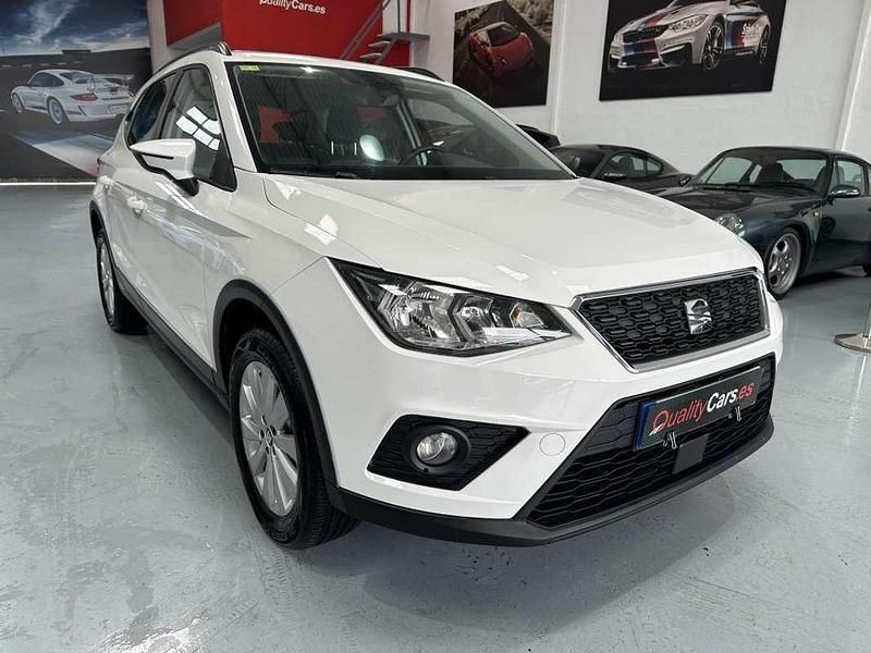 Usado Seat Arona Ecomotive 116 CV (85 kW) 2018 Blanco SUV