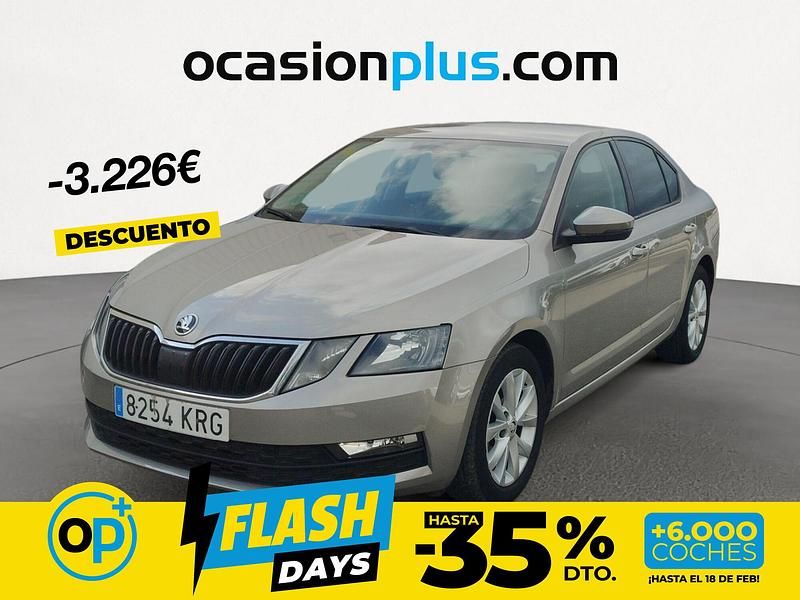 Usado Skoda Octavia 115 CV (84 kW) 2018 Beige Berlina