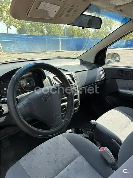 Usado Hyundai Getz 82 CV (60 kW) 2005 Gris / plata Utilitario