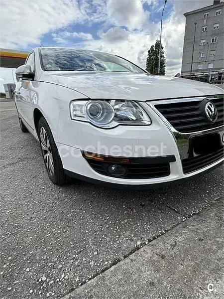 Usado VW Passat Edition 110 CV (80 kW) 2010 Blanco Berlina