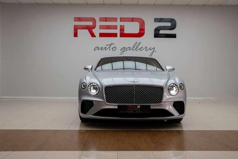 Usado Bentley Continental GT 550 CV (404 kW) 2020 Gris Coupe