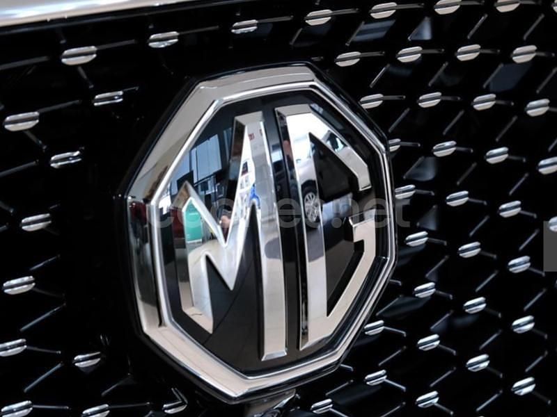 Usado MG ZS Luxury 111 CV (81 kW) 2023 Naranja Berlina