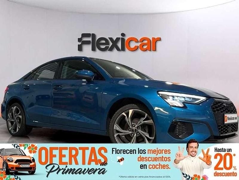 Usado Audi A3 Premium 110 CV (80 kW) 2023 Azul Berlina