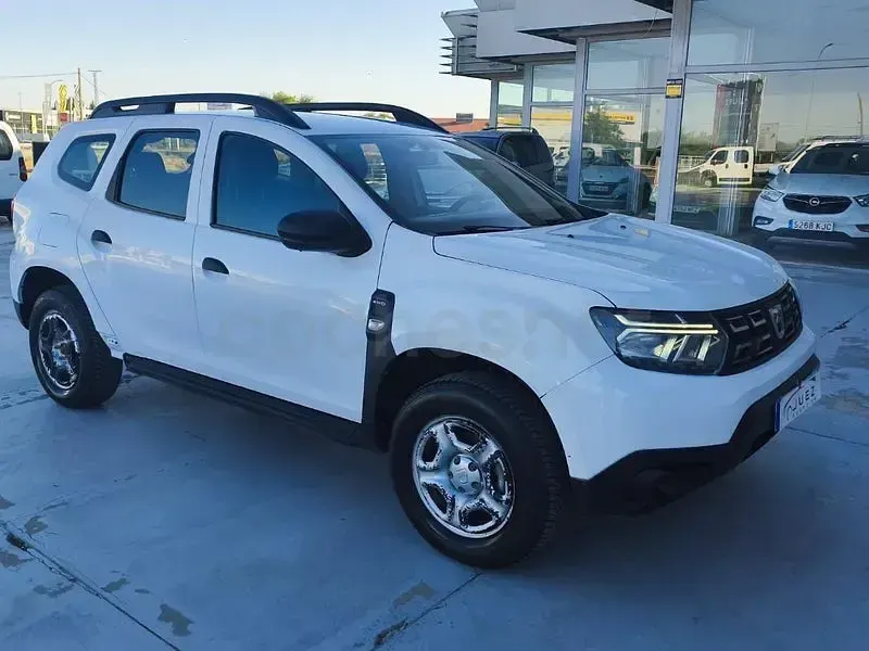 Usado Dacia Duster Essentiel 115 CV (84 kW) 2022 Blanco SUV