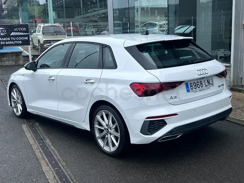Usado Audi A3 S-Line 150 CV (110 kW) 2021 Blanco Berlina