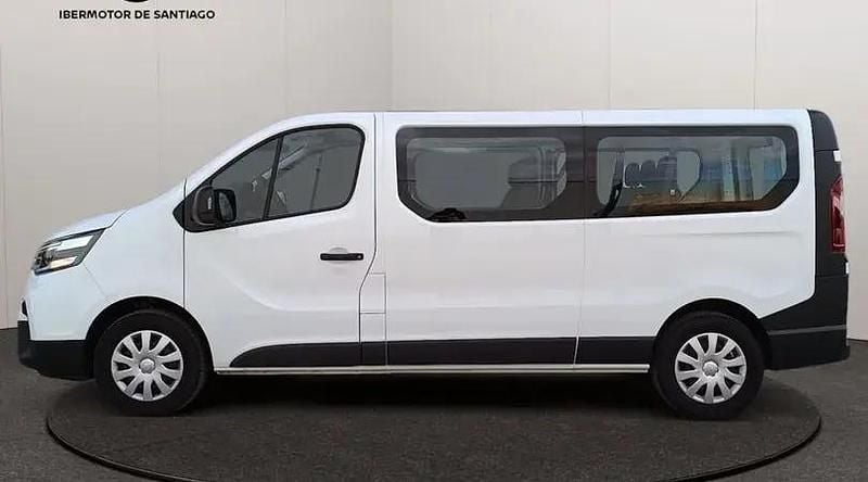 Usado Nissan Primastar Acenta 150 CV (110 kW) 2024 Blanco hielo sólido Monovolumen