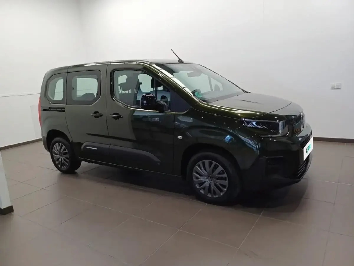 Usado Citroën Berlingo 102 CV (75 kW) 2025 Monovolumen
