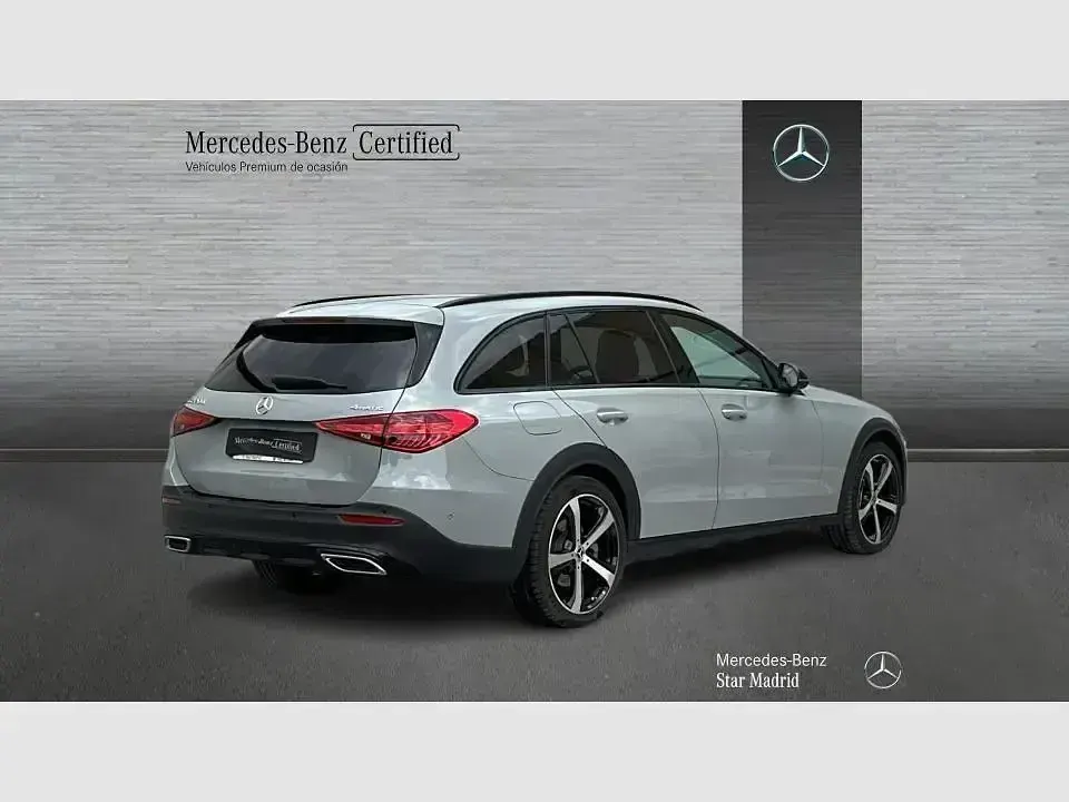 Usado Mercedes C220 Avantgarde 200 CV (147 kW) 2025 Otro Familiar