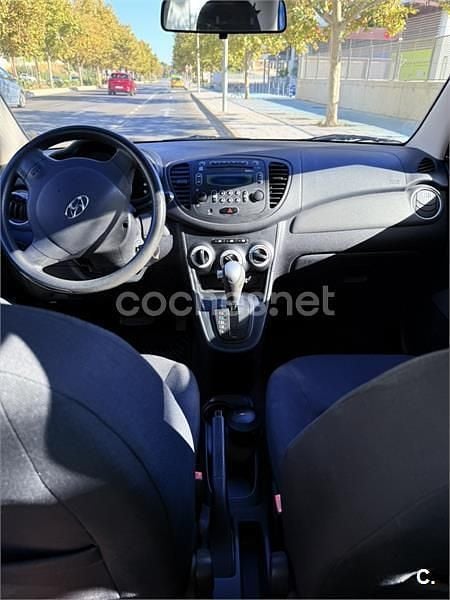 Usado Hyundai i10 GLS 78 CV (57 kW) 2009 Azul Utilitario