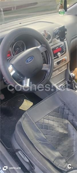 Usado Ford Focus Trend 109 CV (80 kW) 2009 Azul Familiar