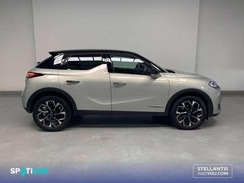 Usado DS Automobiles DS3 Crossback 132 CV (97 kW) 2022 Gris SUV