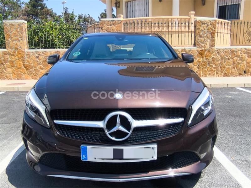 Marrón Usado 2016 Mercedes A200 Urban Berlina | 20.000 € (Precio justo) - Imagen 1/4