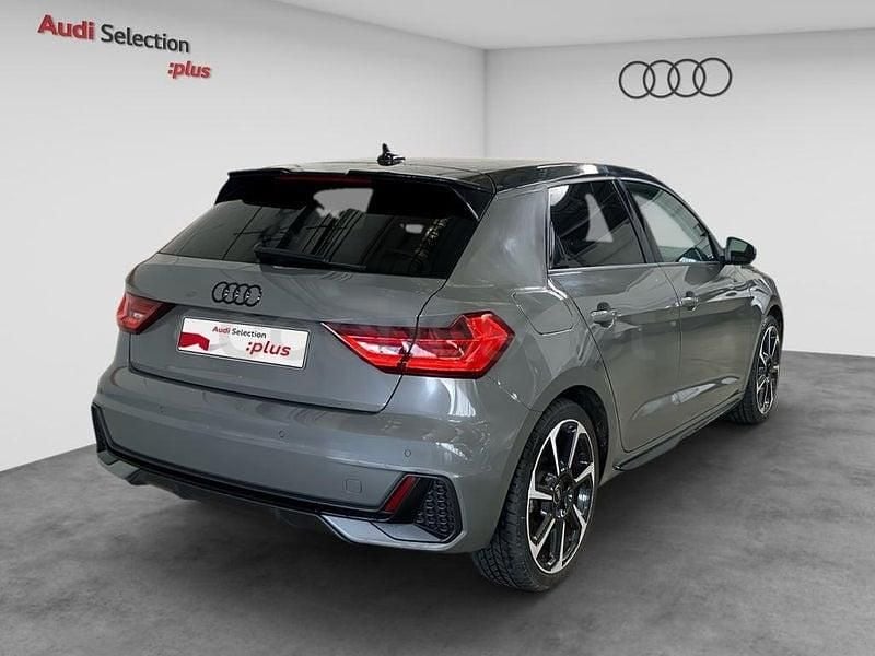 Usado Audi A1 Sportback Sport 116 CV (85 kW) 2025 Gris / plata Utilitario