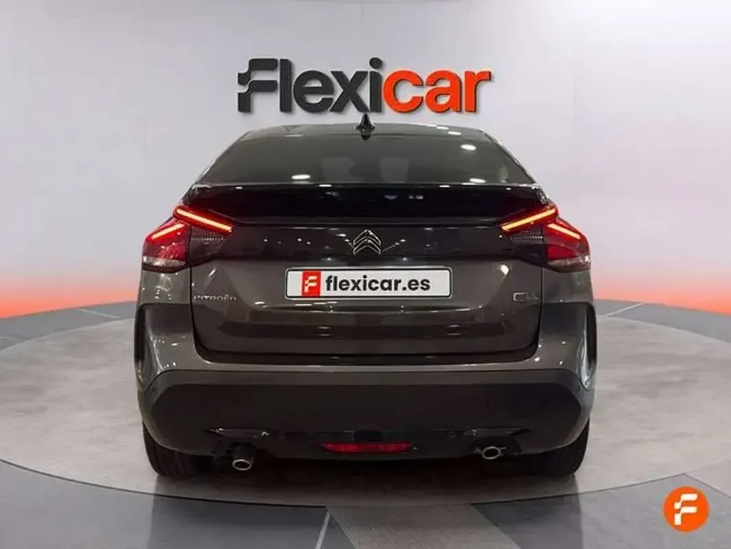 Usado Citroën C4 Feel 131 CV (96 kW) 2023 Gris SUV