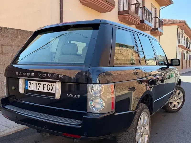 Usado Land Rover Range Rover HSE 306 CV (225 kW) 2006 Azul SUV