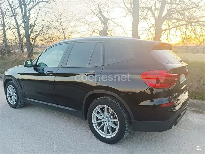 Usado BMW X3 Comfort Edition 190 CV (139 kW) 2018 Negro SUV
