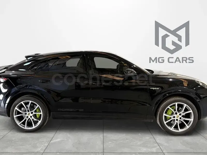 Usado Porsche Cayenne 462 CV (339 kW) 2021 Negro SUV