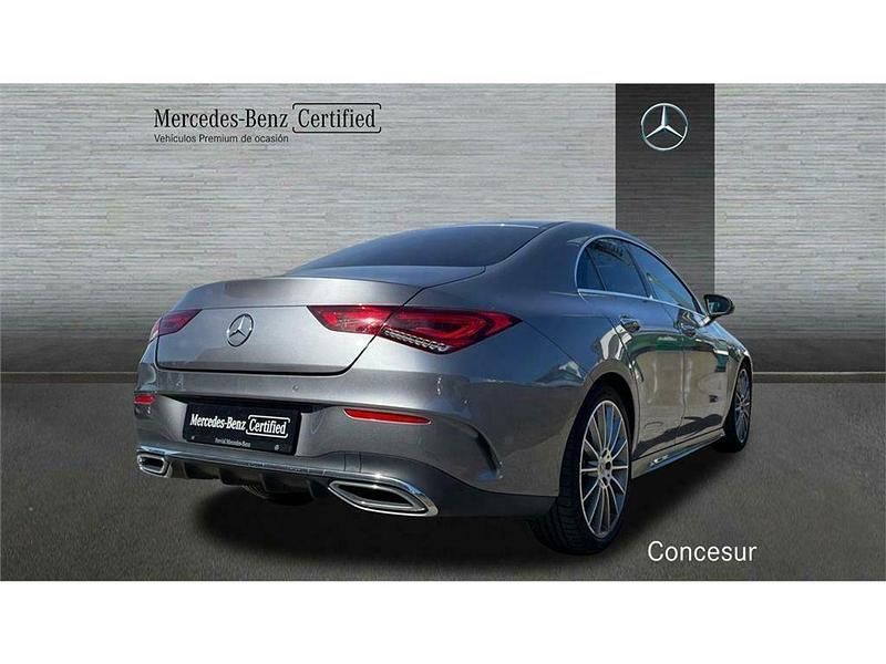Usado Mercedes CLA200 AMG line 150 CV (110 kW) 2022 Gris montaña Berlina