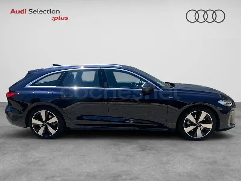 Usado Audi A5 S-Line 204 CV (150 kW) 2026 Azul Familiar
