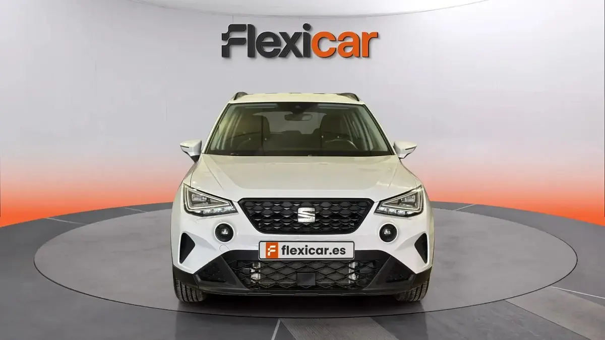 Usado Seat Arona Style 116 CV (85 kW) 2024 Blanco SUV