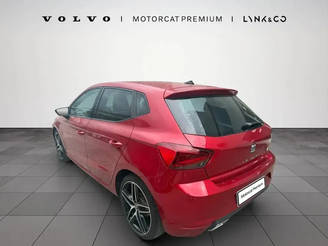 Usado Seat Ibiza FR 150 CV (110 kW) 2018 Rojo Utilitario