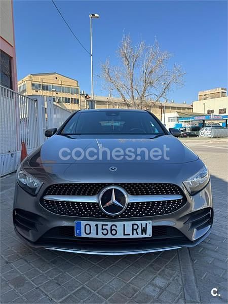 Usado Mercedes A180 116 CV (85 kW) 2021 Gris / plata Berlina