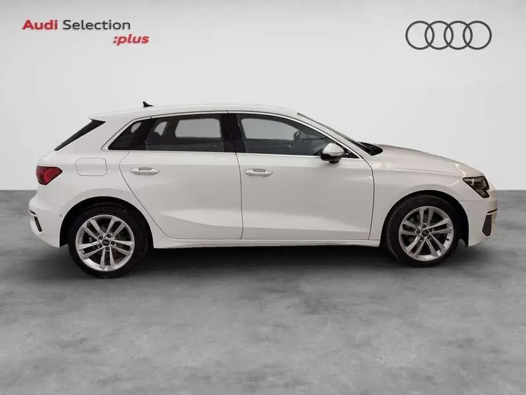 Usado Audi A3 Sportback Advanced 116 CV (85 kW) 2022 Blanco Utilitario