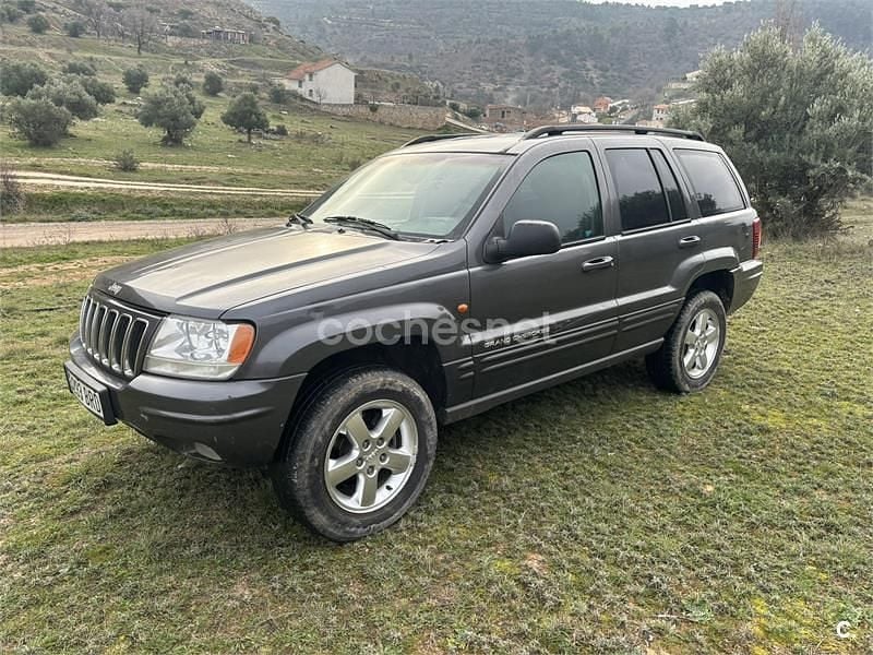 Usado Jeep Grand Cherokee Limited 163 CV (119 kW) 2001 Gris / plata SUV