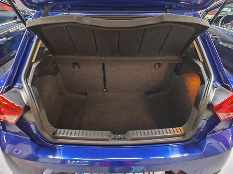 Usado Seat Ibiza Style 95 CV (69 kW) 2020 Azul Utilitario