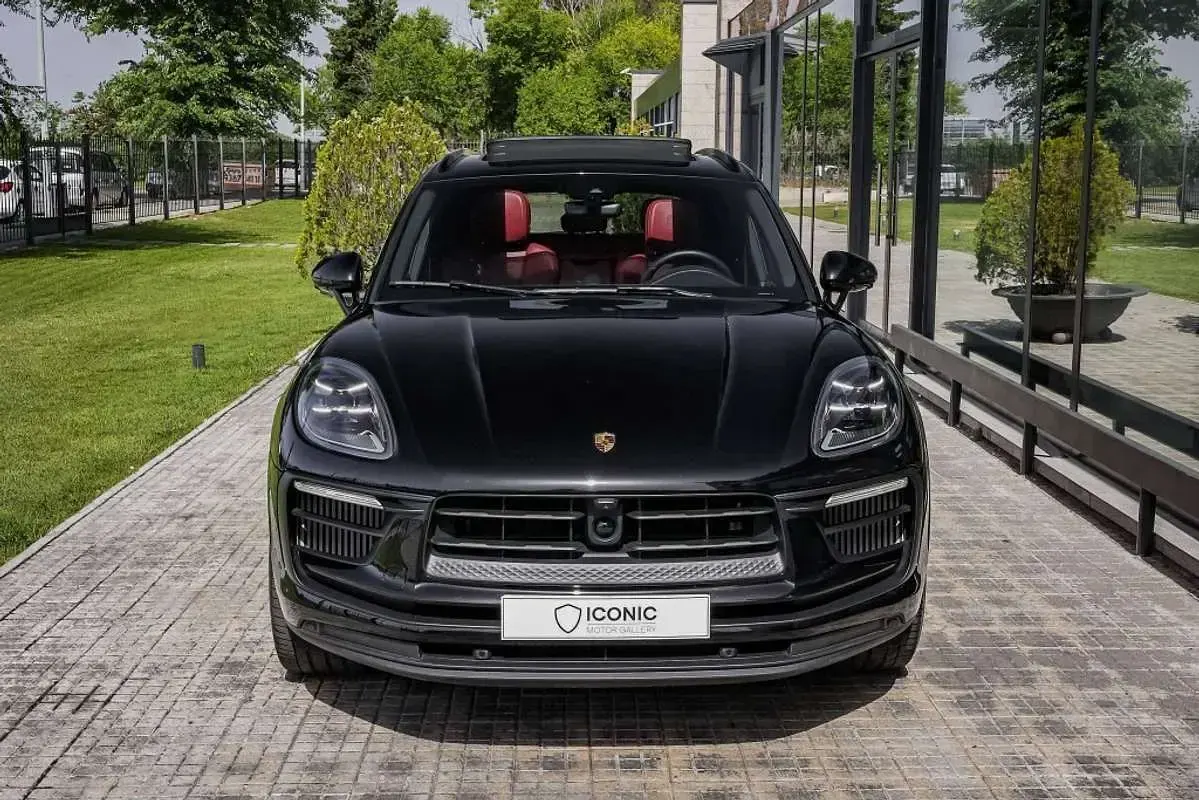 Usado Porsche Macan 381 CV (280 kW) 2023 Negro SUV