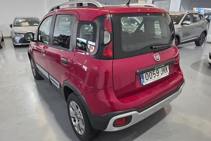Usado Fiat Panda Cross Cross 95 CV (69 kW) 2015 Utilitario