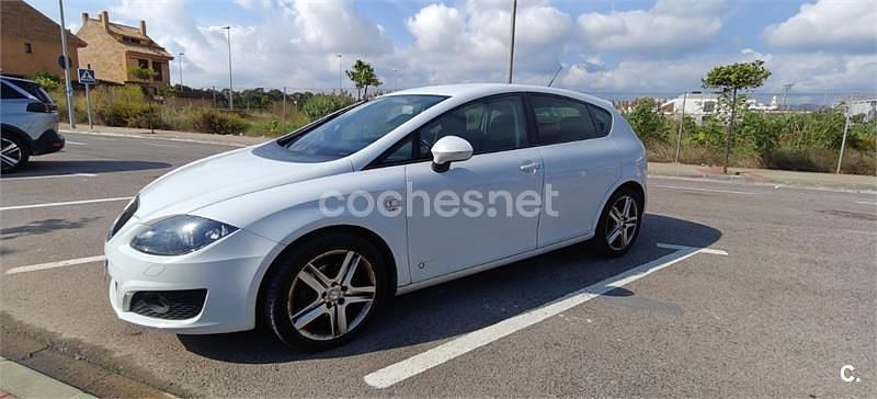Usado Seat Leon Copa 140 CV (102 kW) 2011 Blanco Berlina