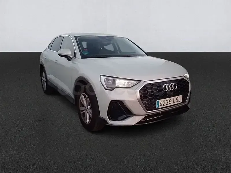 Usado Audi Q3 Sportback Attraction 245 CV (180 kW) 2021 Gris / plata SUV
