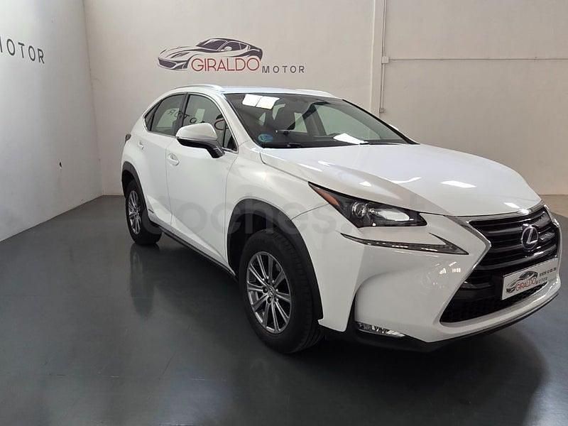 Usado Lexus NX300h Executive Line 197 CV (144 kW) 2017 Blanco SUV