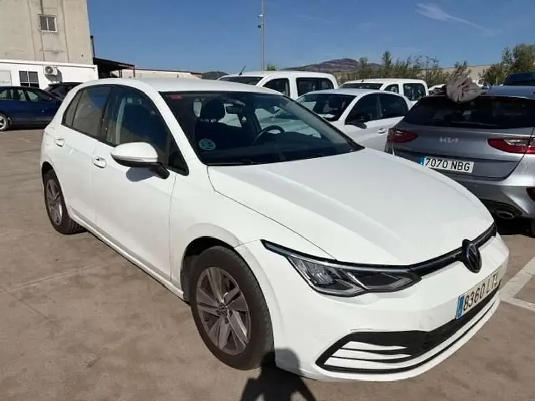 Usado VW Golf VIII 116 CV (85 kW) 2021 Blanco Utilitario