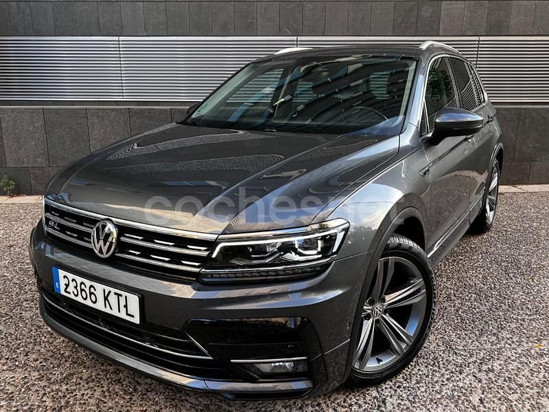 Gris / plata Usado 2019 VW Tiguan Sportline SUV | 28.800 € - Imagen 1/4