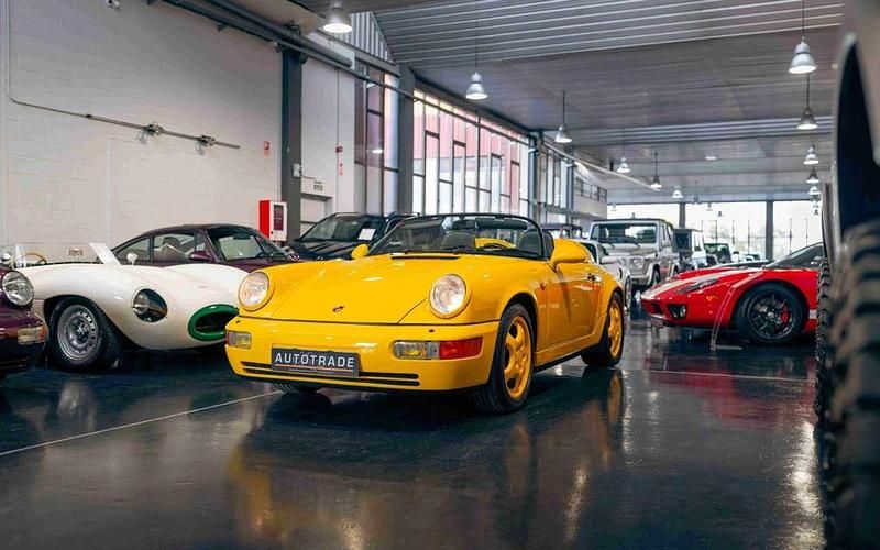 Amarillo Usado 1996 Porsche 911 Carrera Cabriolet Descapotable | 215.000 € - Imagen 1/4