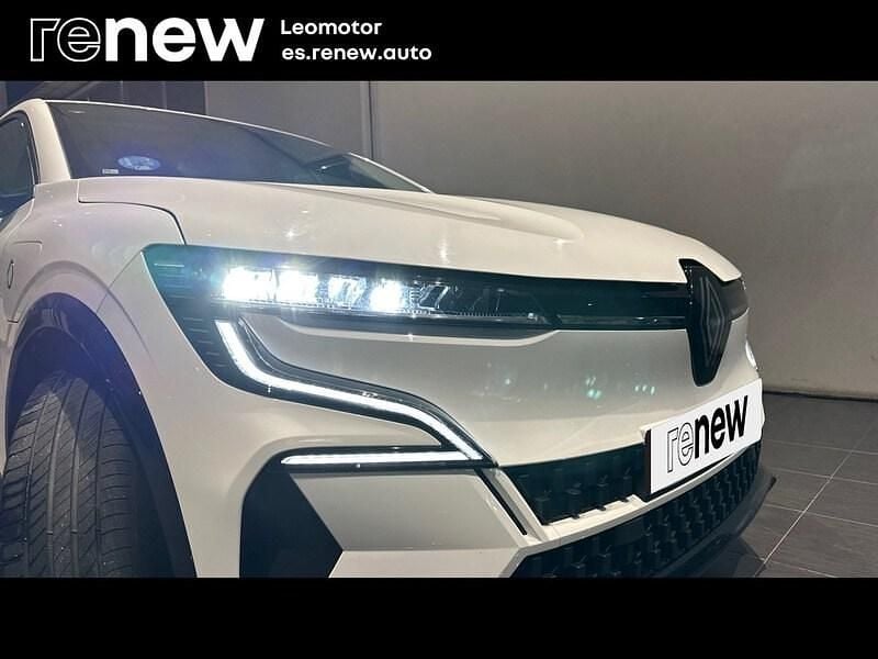 Usado Renault Mégane Equilibre 95 kW (130 CV) 2022 Blanco Berlina