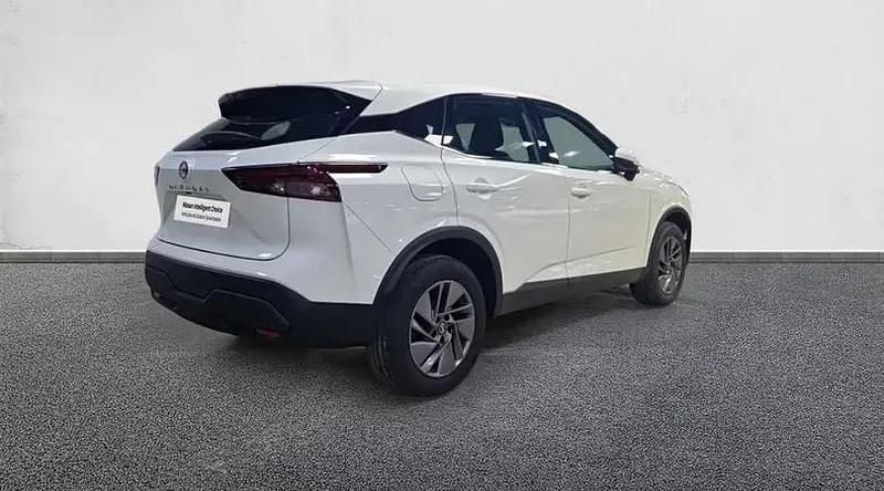 Usado Nissan Qashqai Acenta 140 CV (102 kW) 2022 Lunar white (perlada) SUV