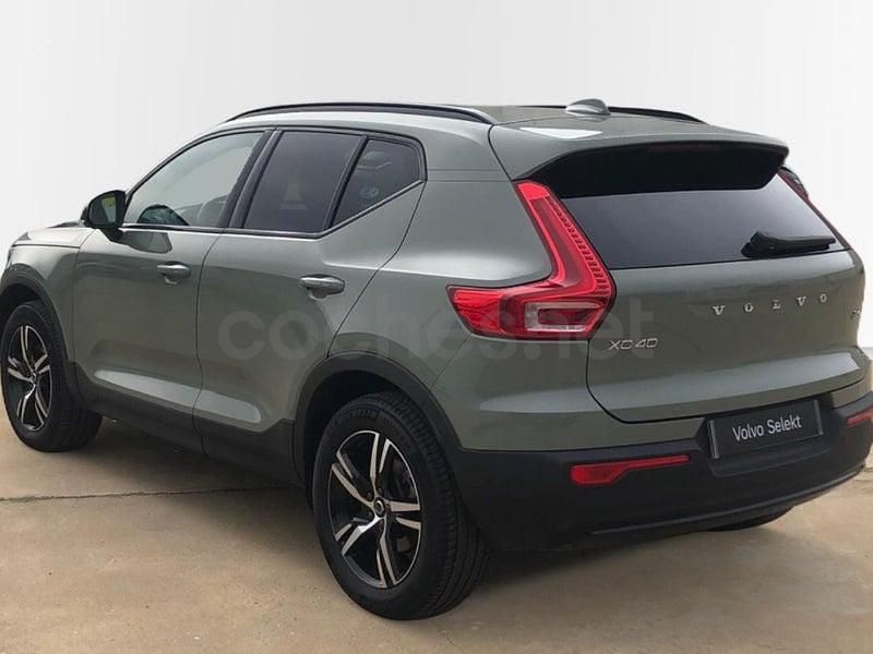 Usado Volvo XC40 Plus 163 CV (119 kW) 2025 Verde SUV