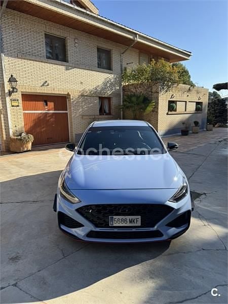Azul Usado 2023 Hyundai i30 N Performance Berlina | 35.999 € (Caro) - Imagen 1/4