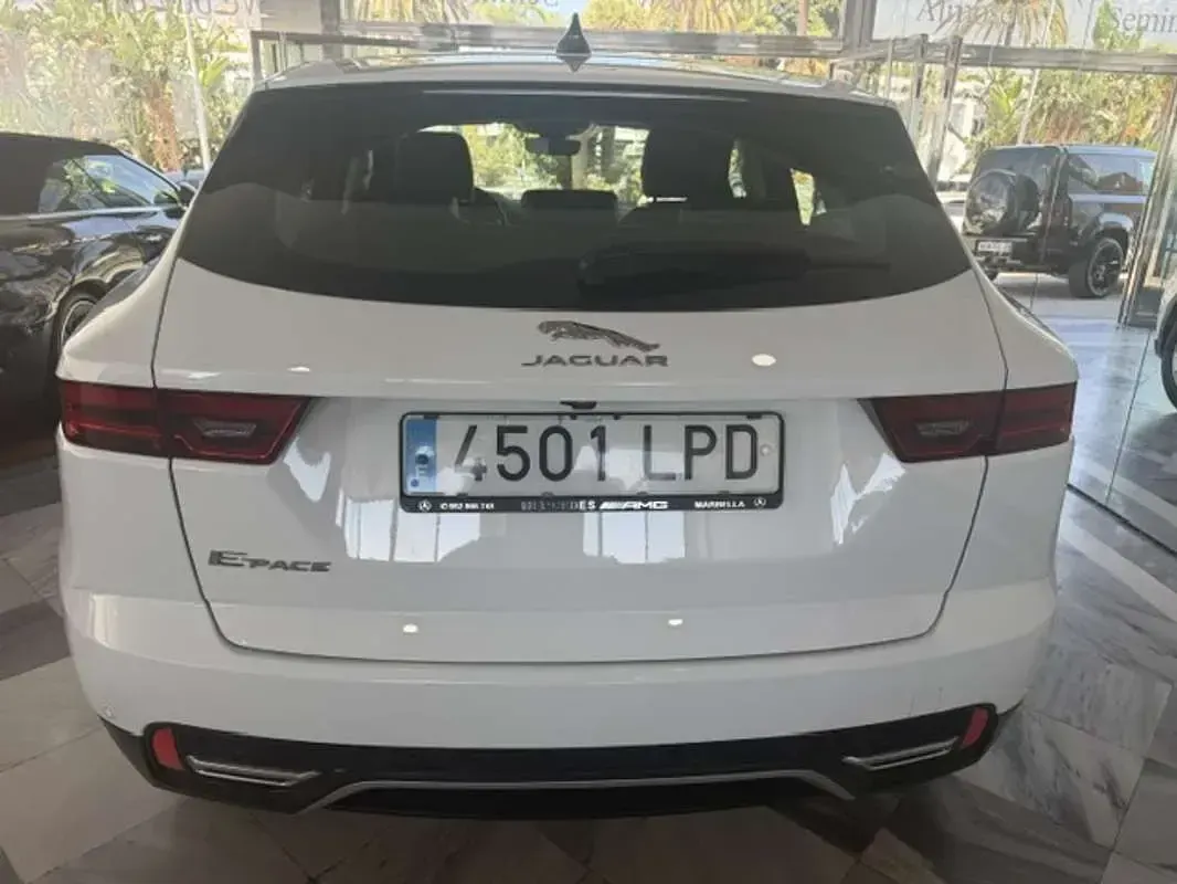 Usado Jaguar E-Pace S 163 CV (119 kW) 2021 Blanco SUV
