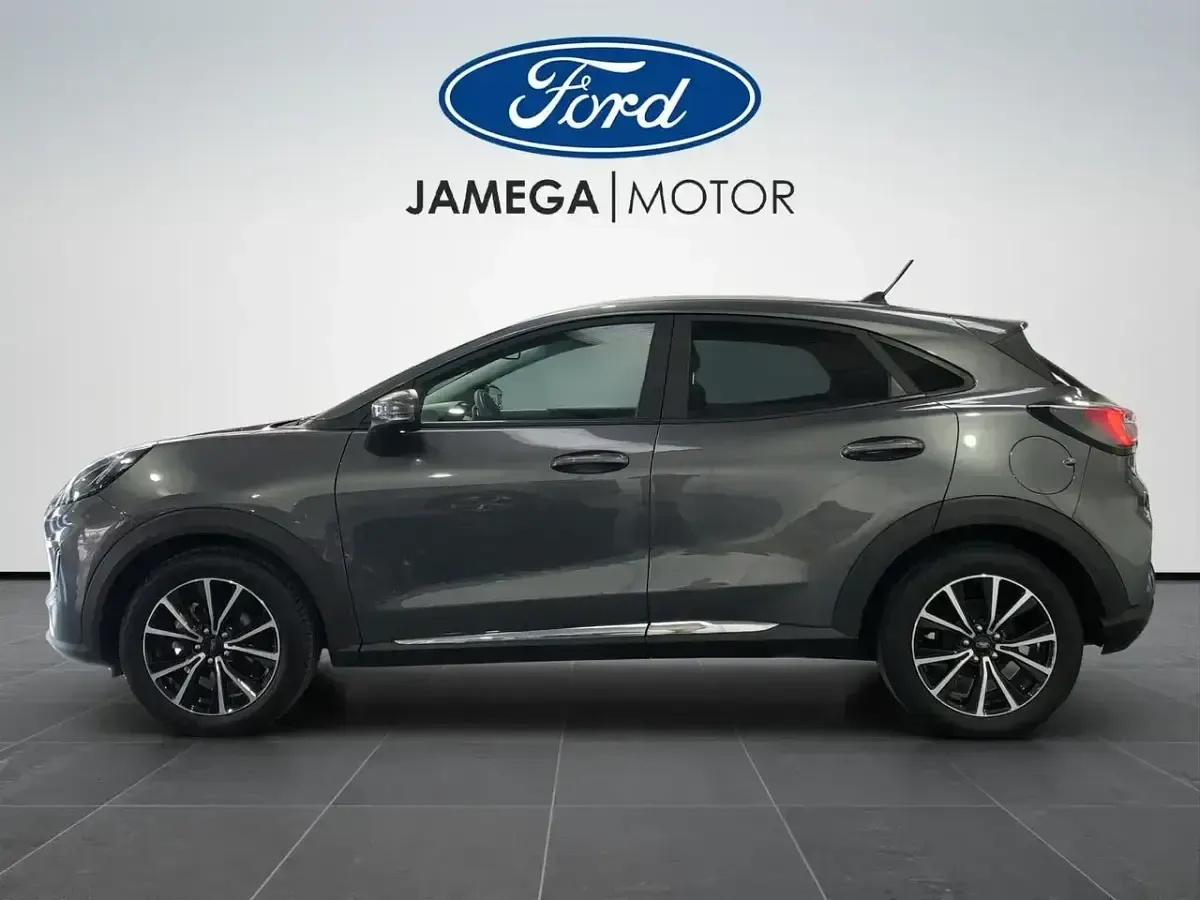 Usado Ford Puma Titanium 120 HP (88 kW) 2022 Cinzento SUV