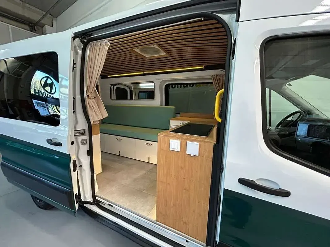 Usado Ford Transit Trend 131 CV (96 kW) 2021 Blanco Van