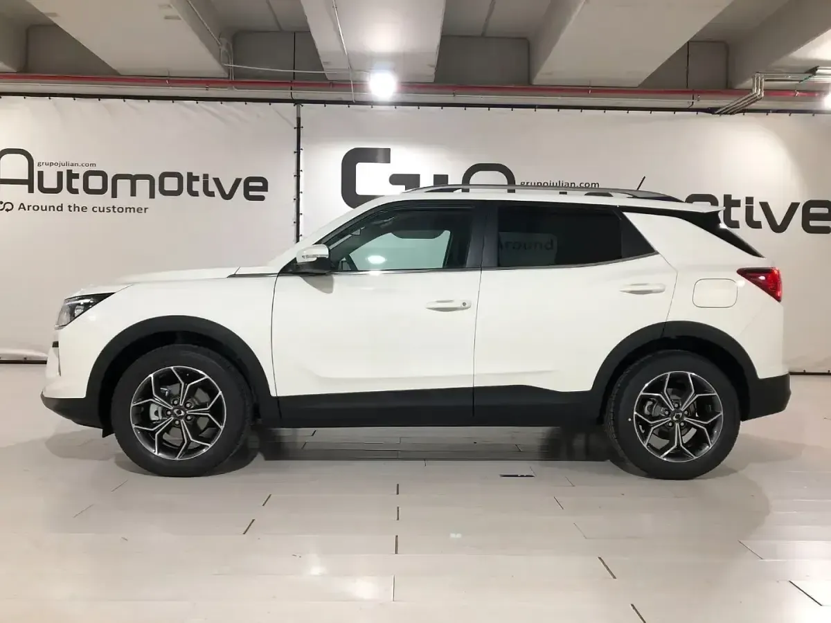 Usado SsangYong Korando 149 CV (109 kW) 2024 Blanco SUV