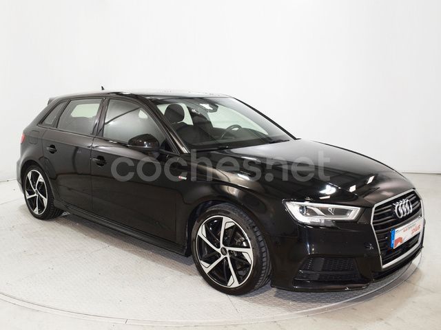 Negro Usado 2020 Audi A3 Sportback S-Line Berlina | 21.300 € (Precio justo) - Imagen 1/4