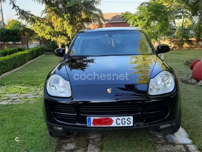 Negro Usado 2004 Porsche Cayenne S SUV | 5500 € - Imagen 1/4