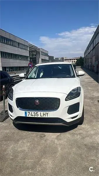 Usado Jaguar E-Pace R-Dynamic 150 CV (110 kW) 2020 Blanco SUV